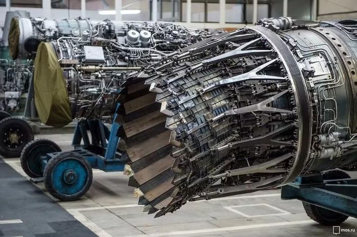 Tạp chí DSA nói thêm, quá trình kiểm tra đánh giá động cơ AL-51F-1 đã được tiến hành trong nhiều năm, chương trình mặc dù gặp phải nhiều sự chậm trễ tuy nhiên công việc vẫn tiếp tục.