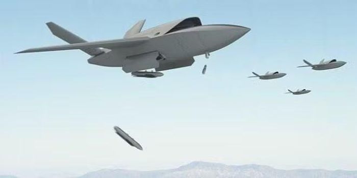 XQ-58 Valkyrie là một máy bay không người lái có thiết kế nhỏ gọn, đóng vai trò như một máy bay không người lái phản lực tương đối rẻ tiền với mức độ tự chủ hoạt động khá cao.