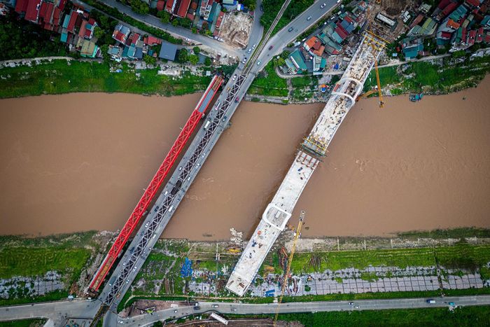  Khi hoàn thành, cầu Đuống mới được kỳ vọng tạo bước chuyển lớn cho cửa ngõ phía Bắc Thủ đô, nâng cao năng lực vận tải đường bộ, đường sắt và đường thủy, đồng thời góp phần hoàn thiện mạng lưới hạ tầng giao thông và thúc đẩy phát triển kinh tế - xã hội khu vực phía Đông Bắc Hà Nội. 