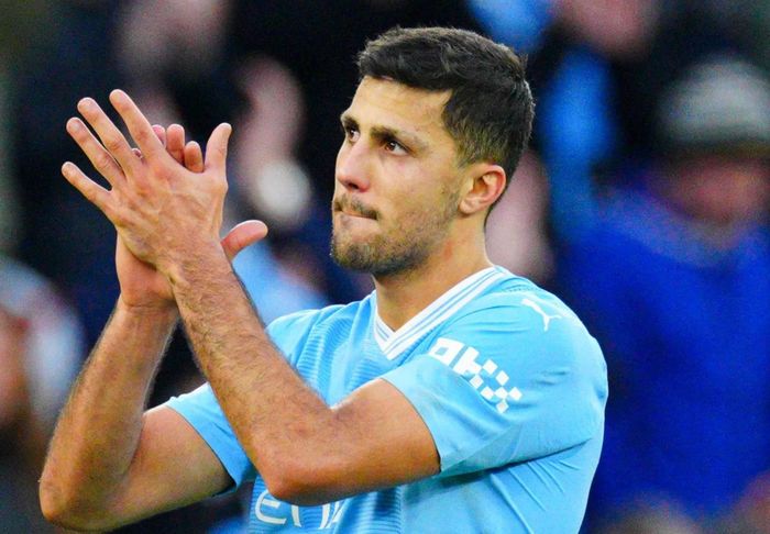 Khả năng chi trả là trở ngại lớn nhất của Barcelona trong tham vọng đưa Rodri về Camp Nou.