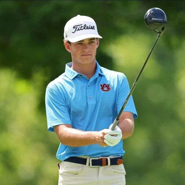 Trước khi bước lên PGA Tour, Koivun sở hữu bảng thành tích nổi bật ở hệ thống golf đại học. Anh trở thành golfer đầu tiên trong lịch sử giành cùng lúc 4 giải thưởng cá nhân danh giá nhất của golf đại học Mỹ trong một mùa giải, gồm Jack Nicklaus Award, Fred Haskins Award, Ben Hogan Award và Phil Mickelson Award.