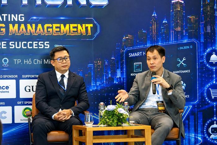 Ông Lê Hoàng Vũ, Tổng Giám đốc Renaissance Riverside Hotel Saigon chia sẻ tại toạ đàm