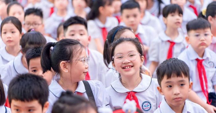 Kế hoạch thời gian năm học phải phù hợp với đặc điểm, điều kiện thực tiễn của địa phương