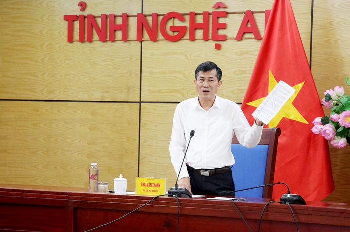 Phó Chủ tịch UBND tỉnh Nghệ An Thái Văn Thành phát biểu