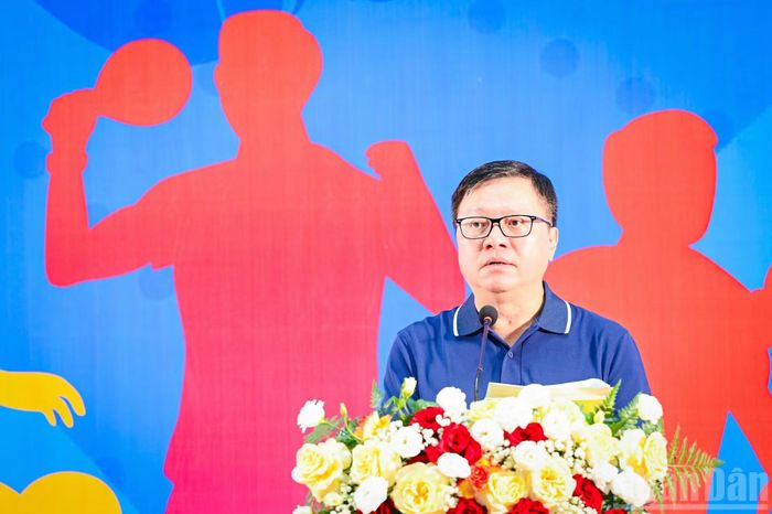 Đồng chí Lê Quốc Minh, Ủy viên Trung ương Đảng, Tổng Biên tập Báo Nhân Dân, Phó Trưởng Ban Tuyên giáo Trung ương, Chủ tịch Hội Nhà báo Việt Nam, Trưởng Ban Chỉ đạo giải, phát biểu khai mạc.