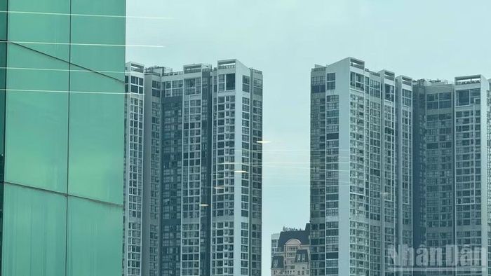 Việc quy định rõ hơn các loại hình bất động sản đưa vào kinh doanh là cần thiết. (Ảnh: HNV)
