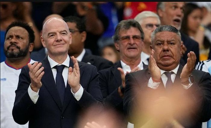  Argentina lên tiếng ủng hộ Chủ tịch FIFA Gianni Infantino. Ảnh: AP