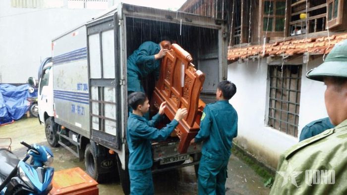 Các hộ dân được sơ tán đến các cơ quan, trụ sở và các nhà dân ở khu vực an toàn. 