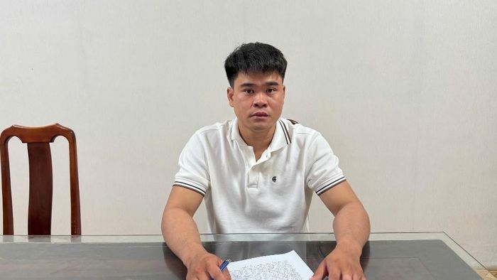  Đối tượng Dương Đại Long tại cơ quan công an 