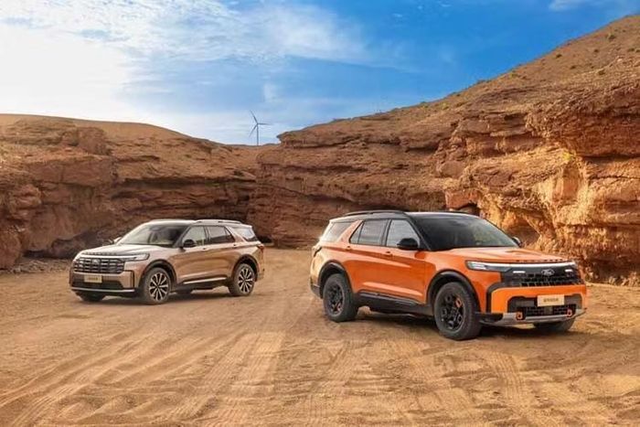 Đây không phải lần đầu Explorer dành cho Trung Quốc đi trước phiên bản toàn cầu về thiết kế. Trước đó, bản nâng cấp được Ford giới thiệu tại Bắc Mỹ cho đời xe 2025 đã xuất hiện tại Trung Quốc từ năm 2022. Vì vậy, Explorer 2027 vừa ra mắt tại thị trường tỷ dân đang nhận được sự chú ý khi có thể cung cấp những dấu hiệu ban đầu về lần nâng cấp tiếp theo của mẫu SUV này.