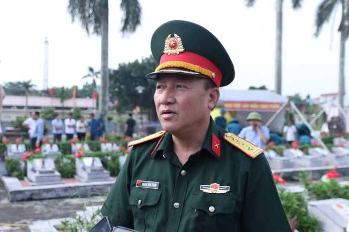 Đại tá Hoàng Văn Thanh - Phó Chính ủy Bộ Chỉ huy Quân sự tỉnh Hưng Yên. Ảnh: Đinh Chiến