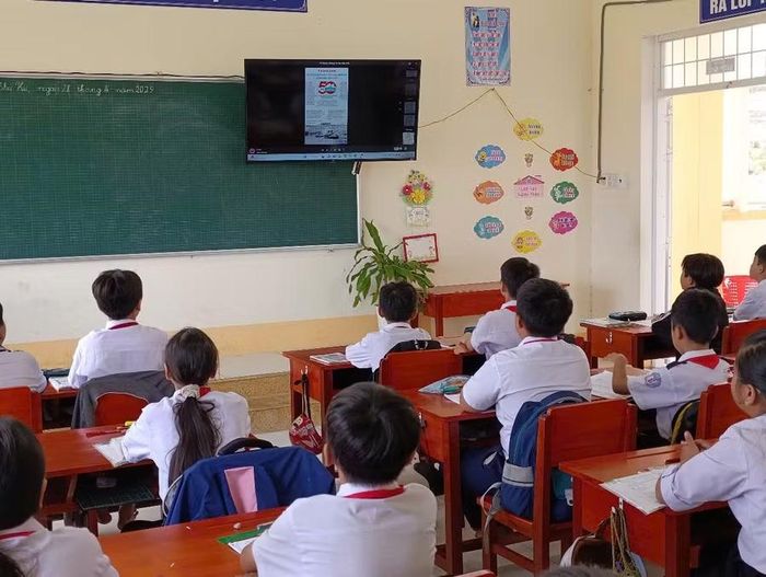 Giờ học tại Trường Tiểu học Tân Kiều 3 (Đốc Binh Kiều, Đồng Tháp).