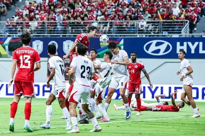 Tuyển Indonesia bất lực trên sân của Singapore