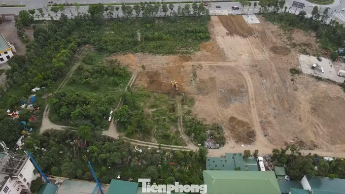 Theo lãnh đạo Trung tâm Phát triển quỹ đất tỉnh Nghệ An, ngày 16/8 tới đây sẽ tổ chức đấu giá. Hiện có ít đơn vị đăng ký tham gia đấu giá “khu đất vàng” nói trên.