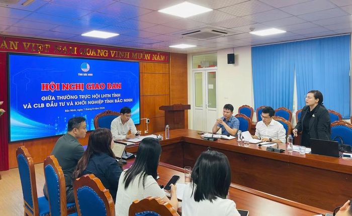 Đại biểu phát biểu tại hội nghị.