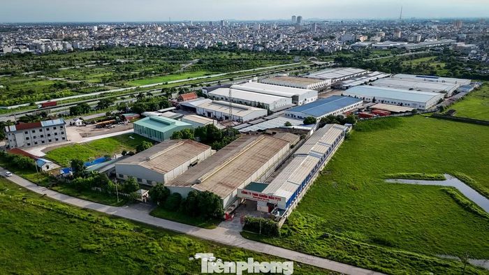  Đến tháng 6/2017, Công ty Hoàng Anh chính thức đề nghị chấm dứt hoạt động dự án và cơ quan chức năng địa phương đã thu hồi Giấy chứng nhận đầu tư. Chính vì thế, Khu công nghiệp Mỹ Trung trở thành dự án dang dở kéo dài nhiều năm. 