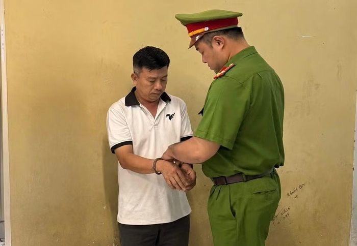 Công an TPHCM thực hiện lệnh bắt với Ngô Anh Tuấn.