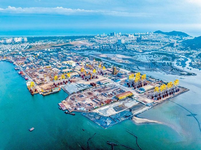 Trung tâm Công nghiệp Năng lượng và Hậu cần Kỹ thuật PTSC