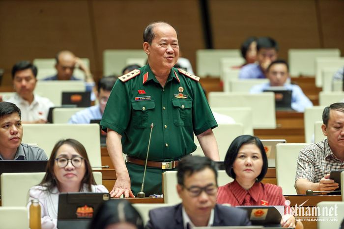 Đại biểu Bế Xuân Trường