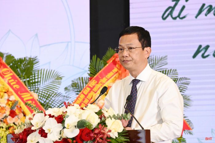 Đồng chí Nguyễn Trọng Hiếu - Ủy viên BTV Tỉnh ủy, Phó Chủ tịch UBND tỉnh Hà Tĩnh phát biểu tại chương trình.