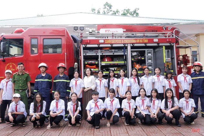 Thông qua hình thức tuyên truyền trực quan kết hợp trải nghiệm, thực hành, chương trình giúp học sinh dễ tiếp cận và ghi nhớ các kiến thức, kỹ năng cần thiết, từ đó nâng cao khả năng chủ động phòng ngừa và ứng phó khi gặp tình huống nguy hiểm. Đây cũng là hoạt động thiết thực góp phần xây dựng môi trường học đường an toàn, nâng cao ý thức PCCC, CNCH và phòng, chống đuối nước trong cộng đồng.