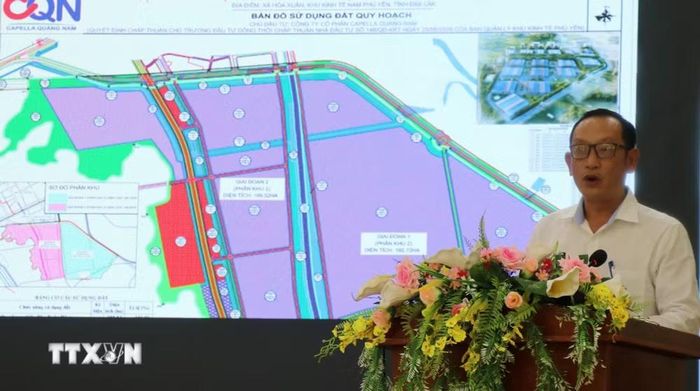 Chủ đầu tư giới thiệu Dự án xây dựng và kinh doanh kết cấu hạ tầng Khu công nghiệp Hòa Xuân Đông (xã Hòa Xuân, tỉnh Đắk Lắk). (Ảnh: Tường Quân/TTXVN)