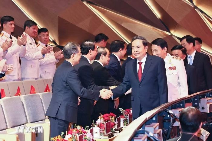Chủ tịch Quốc hội Trần Thanh Mẫn dự Lễ kỷ niệm 70 năm Ngày truyền thống lực lượng Cảnh sát kinh tế. (Ảnh: Doãn Tấn/TTXVN)