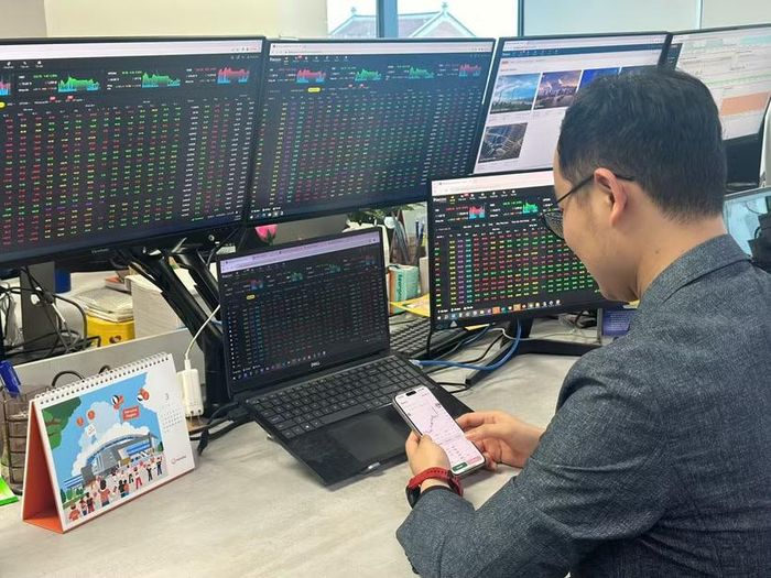 Tâm lý nhà đầu tư trong tuần ghi nhận sự hưng phấn với nhiều thông tin tốt được đưa ra. (Ảnh: Vietnam+)