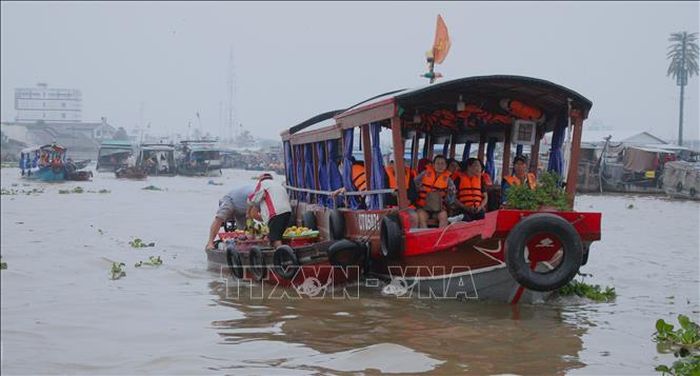 Sự kết hợp hài hòa giữa các sản phẩm du lịch sông nước với mô hình du lịch xanh thu hút du khách đến Cần Thơ.