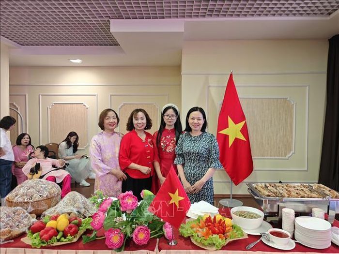 Quầy giới thiệu ẩm thực Viêt Nam. Ảnh: Tâm Hằng/PV TTXVN tại LB Nga