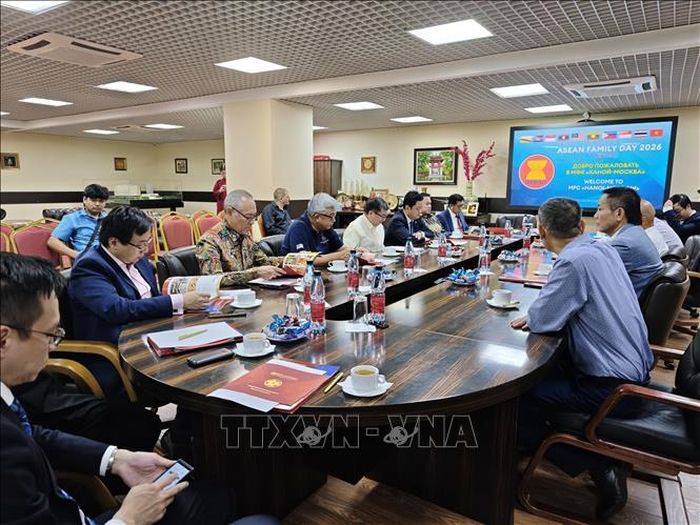 Tại cuộc gặp với lãnh đạo Trung tâm Hà Nội-Moskva. Ảnh: Tâm Hằng/PV TTXVN tại LB Nga