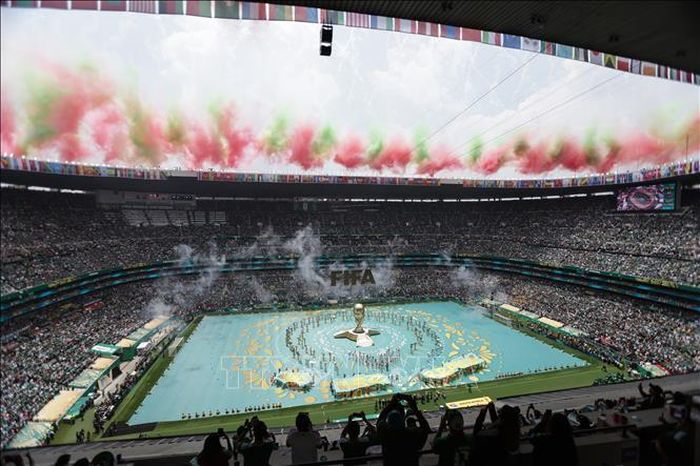 Các nghệ sĩ trình diễn tại Lễ khai mạc FIFA World Cup 2026, trên sân vận động Azteca ở Mexico City, Mexico ngày 11/6/2026. Ảnh: THX/TTXVN