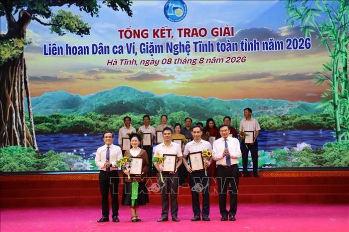 Ba đội thi của xã Tiên Điền, xã Tùng Lộc và xã Thạch Lạc giành giải Nhì (không có giải Nhất) tại Liên hoan Dân ca Ví, giặm Nghệ Tĩnh năm 2026.