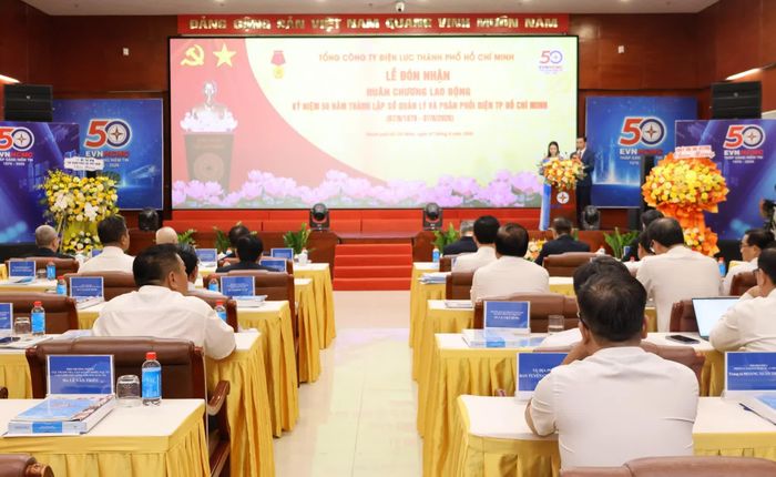 EVNHCMC - Nửa thế kỷ đồng hành cùng sự phát triển của TP Hồ Chí Minh