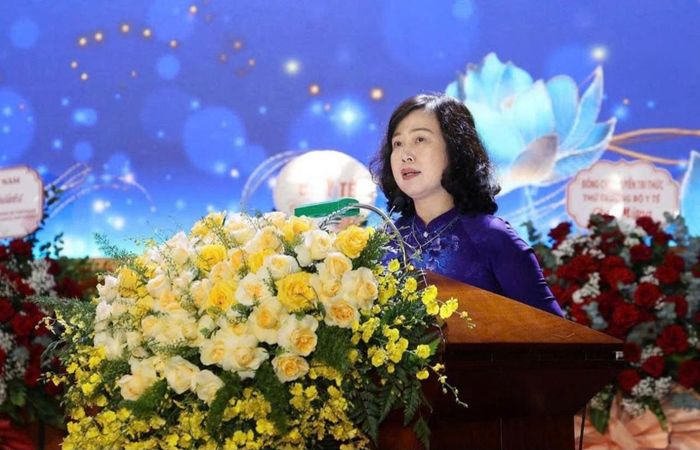 Bộ trưởng Bộ Y tế Đào Hồng Lan nhấn mạnh hiệm vụ bảo đảm cung ứng đầy đủ, kịp thời thuốc có chất lượng với giá hợp lý cho người dân là yêu cầu xuyên suốt. Ảnh: Bộ Y tế.