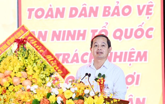  Chủ tịch UBND tỉnh Phạm Hoàng Sơn phát biểu tiếp thu ý kiến của lãnh đạo Bộ Công an.  