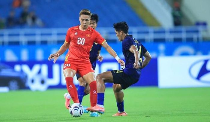 Việt Nam không thể chủ quan dù có ngôi đầu bảng. (Ảnh: VFF)