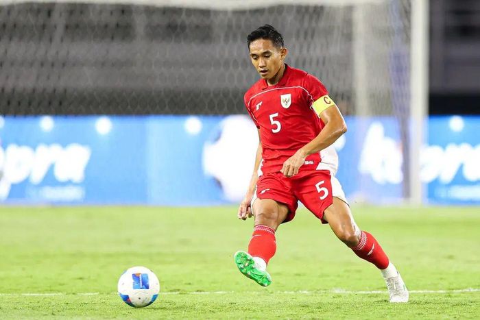 Ridho tiếp tục chơi dưới sức ở trận cầu then chốt với Singapore.