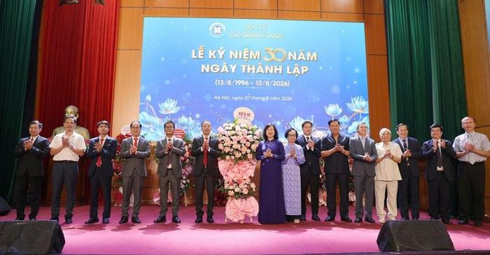Lễ kỷ niệm 30 năm thành lập Cục Quản lý dược, Bộ Y tế - Ảnh: Chinhphu.vn/HH