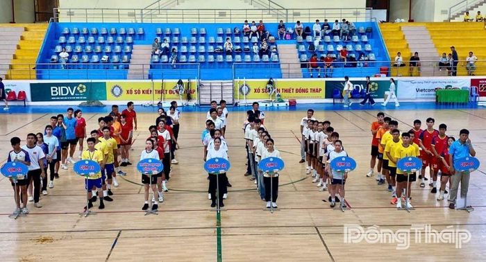 Quang cảnh Lễ khai mạc môn đá cầu tại Đại hội Thể dục thể thao tỉnh Đồng Tháp lần thứ 1.