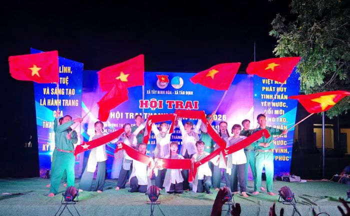 Một tiết mục văn nghệ tại hội trại.