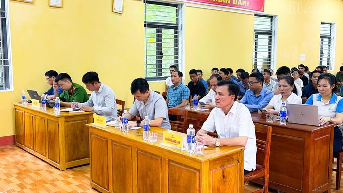 Các đại biểu dự lễ ra mắt.