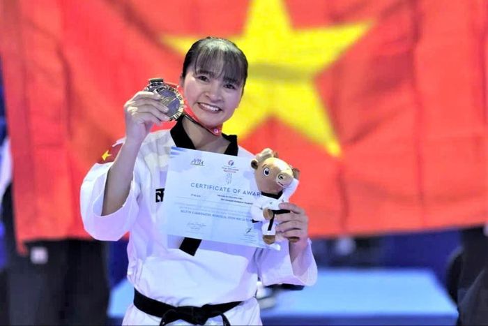 VĐV Lệ Kim đạt HCV tại giải Vô địch Taekwondo châu Á năm 2026