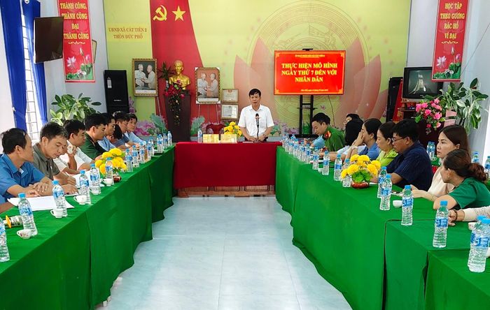 Xã Cát Tiên 2 tổ chức chương trình “Ngày thứ Bảy đến với Nhân dân”, đây là nhịp cầu gần gũi với từng người dân ở cơ sở