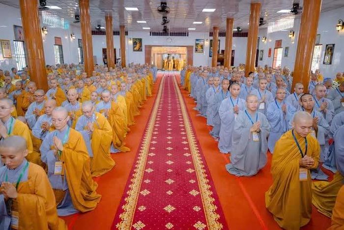 Giới tử thành kính, lắng lòng nghe ý nghĩa Đại giới đàn