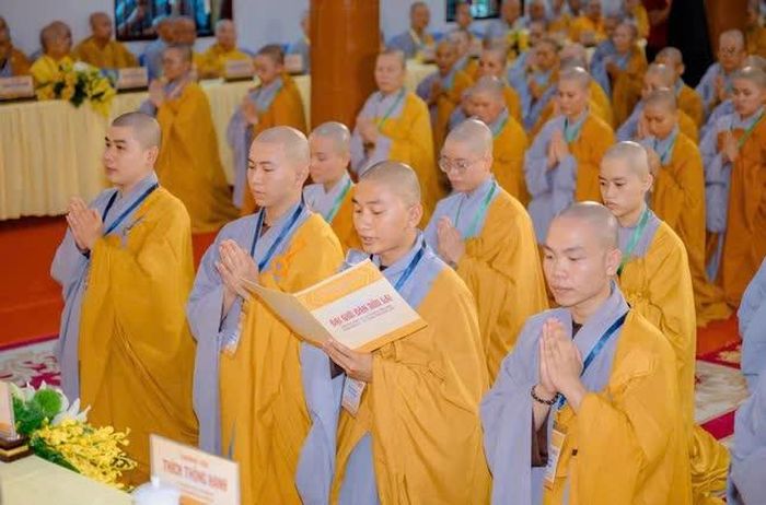 Đại diện giới tử phát nguyện