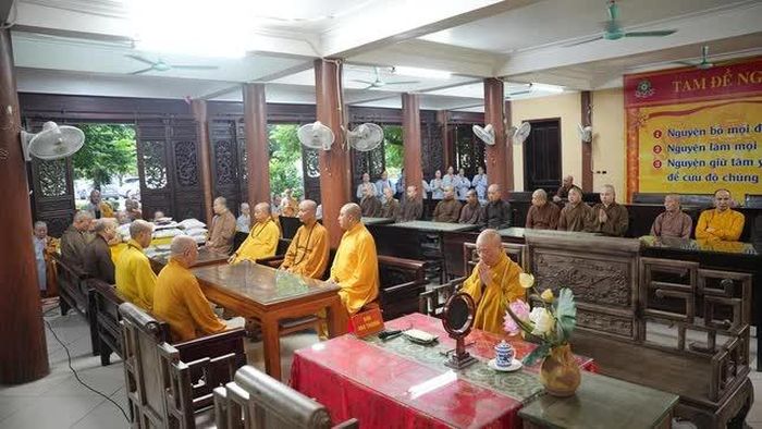 Chư Ni tác bạch cúng dường trường hạ chùa Bồ Đề
