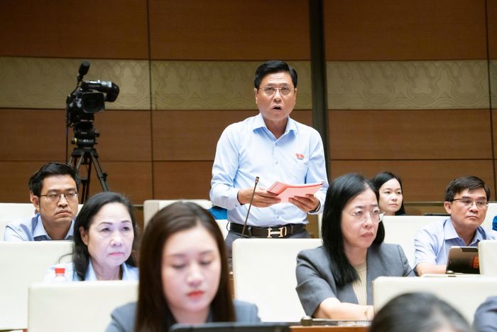 Đại biểu Huỳnh Văn Ngon (đoàn Đồng Tháp). Ảnh: Media Quốc hội.