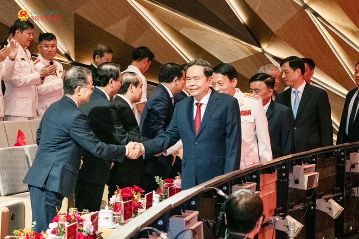 Chủ tịch Quốc hội Trần Thanh Mẫn và các đại biểu đến dự Lễ kỷ niệm 70 năm Ngày truyền thống lực lượng Cảnh sát kinh tế