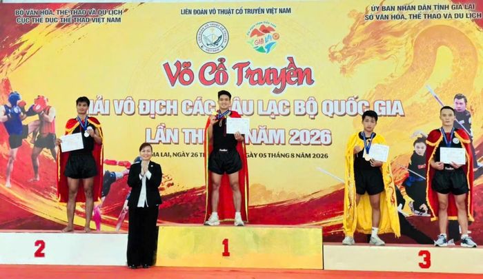 Vận động viên Ngô Đức Mạnh đoạt Huy chương Vàng hạng cân 68kg - 72kg nam.